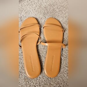 Amazon Essentials Women's Brown Sandals